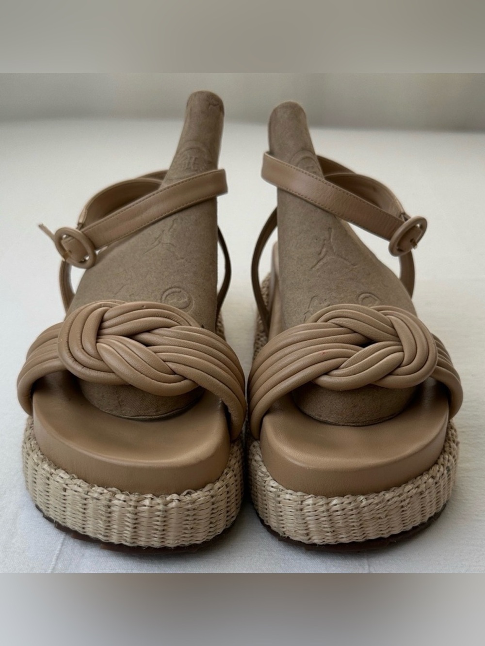 Alexandre Birman Nude Leather Sandals
Offers are welcome.